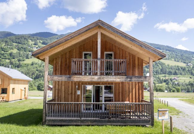 Huis in St. Georgen am Kreischberg - Chalet # 1 met 3 slaapkamers & IR-sauna
