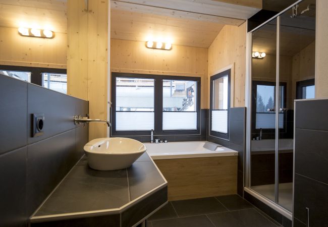Huis in Pichl bei Schladming - Superior vakantiehuis # 08 met sauna & bubbelbad