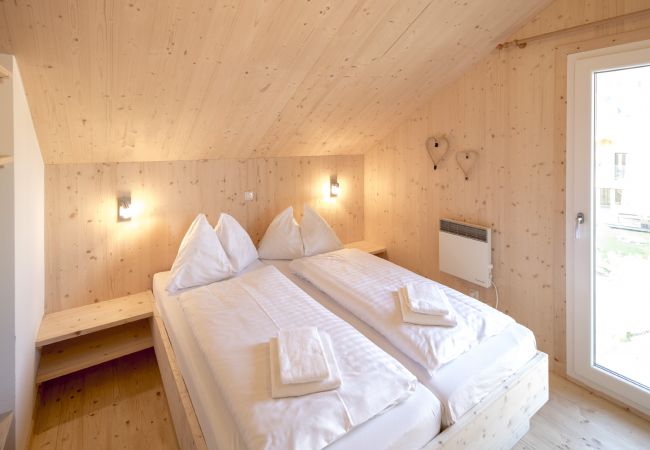 Huis in St. Georgen am Kreischberg - Chalet # 4b met 3 SK, sauna & whirlpool