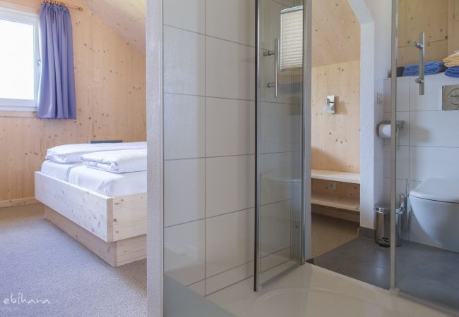 Huis in St. Georgen am Kreischberg - Superior Chalet # 18 met IR-sauna & whirlpool