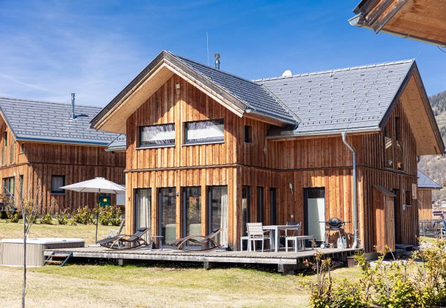 Huis in St. Georgen am Kreischberg - Superior Chalet # 23 met IR-sauna & whirlpool