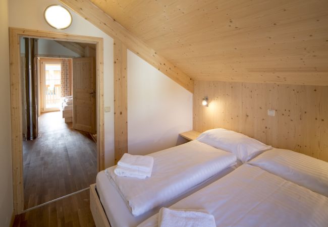 Huis in St. Georgen am Kreischberg - Chalet # 40b met 4 slaapkamers & IR-sauna