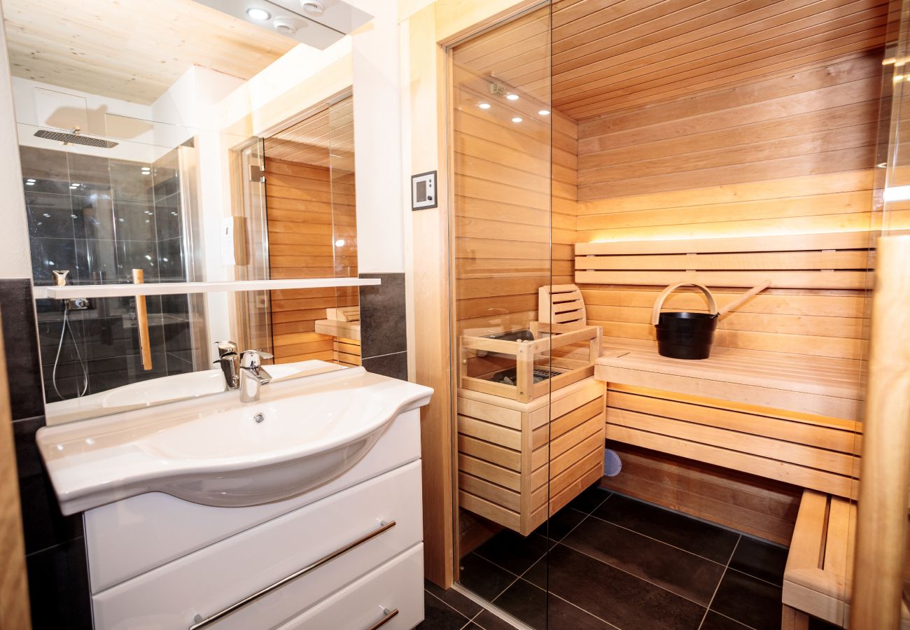 Appartement in Haus im Ennstal - Superior appartement met sauna & outdoor bad