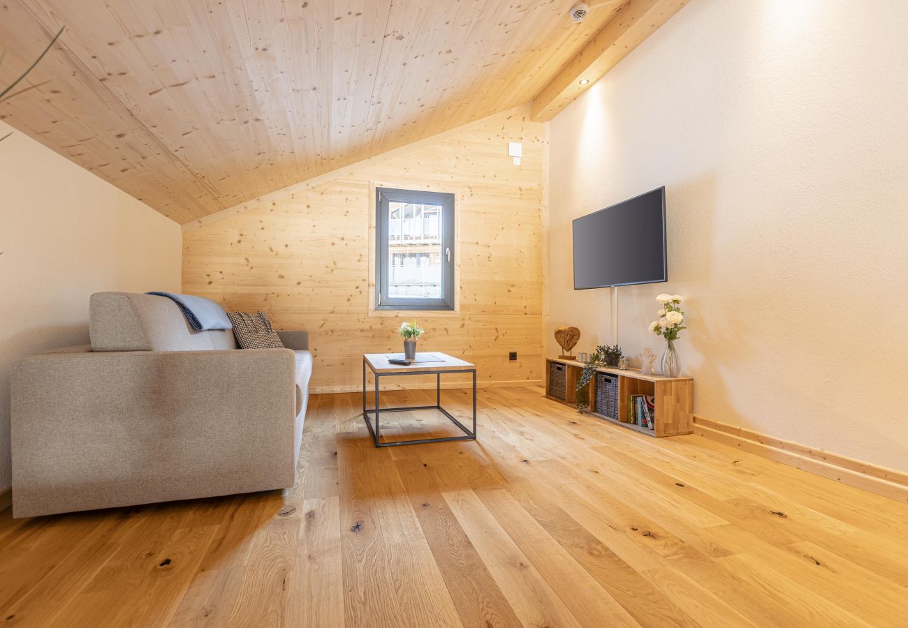 Appartement in Haus im Ennstal - Superior appartement met galerij, sauna & outdoor bad