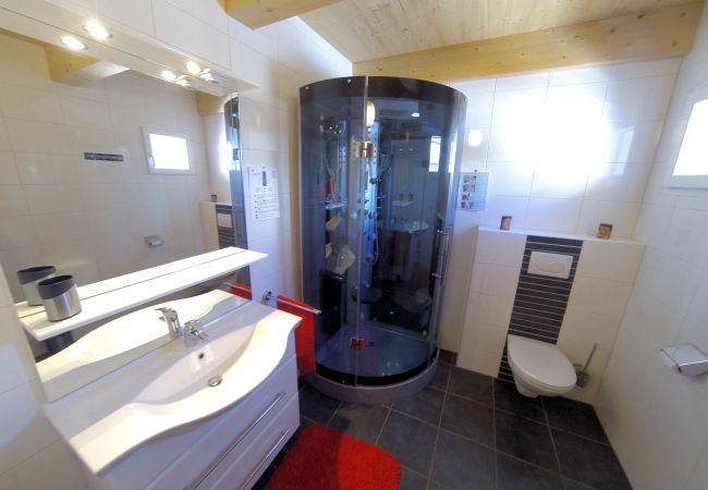 Huis in Hohentauern - Premium vakantiehuis # 18 met sauna & whirlpool