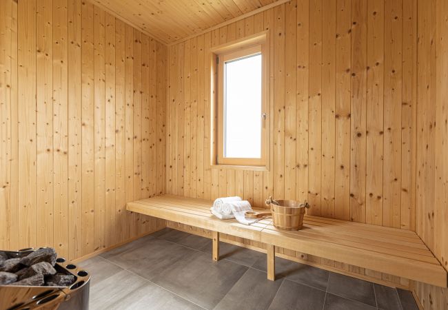 Huis in Inzell - Chalet met sauna & zomer-zwembad voor 8 personen